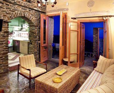 Tinos Town House | 110 m² House ∙ 5 bedrooms ∙ 9 guests