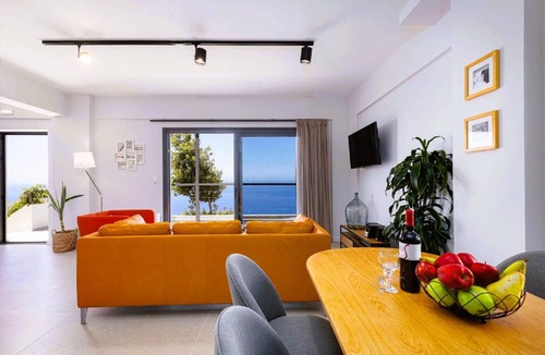 Agios Vasileios House | 112 m² House ∙ 3 bedrooms ∙ 5 guests