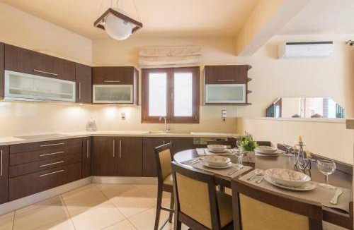 Palaiokastro Villa | 116 m² Villa ∙ 3 bedrooms ∙ 5 guests