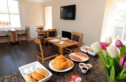 Aberfeldy Bed & Breakfast | 12 m² Bed and breakfast ∙ 2 guests