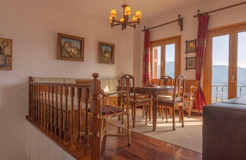 Arachova Ski Chalet | 12 m² Chalet ∙ 2 bedrooms ∙ 6 guests
