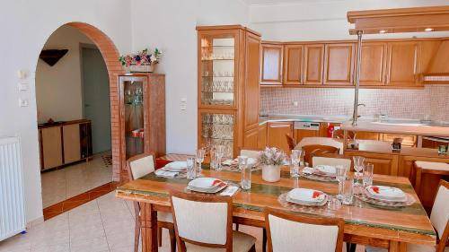 Kavala Apartment | 120 m² Apartment ∙ 3 bedrooms ∙ 9 guests