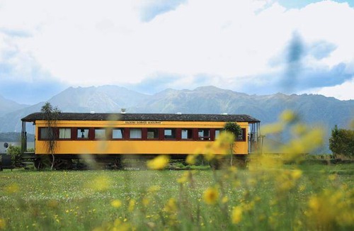 Te Anau Bed & Breakfast | 120 m² Bed and breakfast ∙ 3 bedrooms ∙ 127 guests