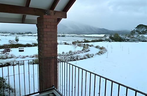 Te Anau Bed & Breakfast | 120 m² Bed and breakfast ∙ 3 bedrooms ∙ 127 guests