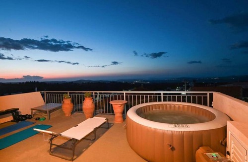 Margarites House | 120 m² House ∙ 2 bedrooms ∙ 6 guests