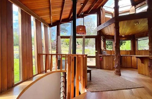 Ridgeway House | 120 m² House ∙ 2 bedrooms ∙ 4 guests