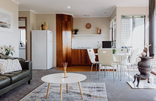 Akaroa House | 120 m² House ∙ 2 bedrooms ∙ 4 guests