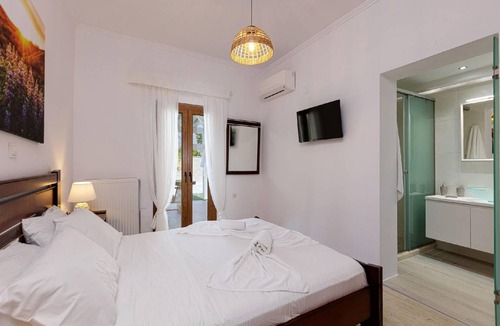 Achlades House | 120 m² House ∙ 3 bedrooms ∙ 7 guests