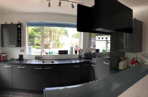 Carluke House | 120 m² House ∙ 3 bedrooms ∙ 6 guests
