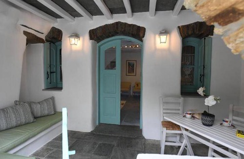 Exomvourgo House | 120 m² House ∙ 3 bedrooms ∙ 6 guests