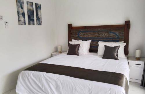 Senggigi Villa | 120 m² Villa ∙ 3 bedrooms ∙ 6 guests