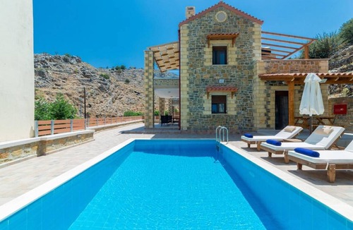 Zoniana Villa | 120 m² Villa ∙ 3 bedrooms ∙ 6 guests