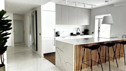 Palaio Faliro Apartment | 123 m² Apartment ∙ 4 bedrooms ∙ 8 guests