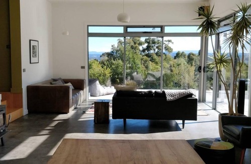 Friendly Beaches House | 125 m² House ∙ 2 bedrooms ∙ 6 guests