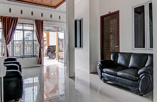 Pekanbaru Hotel | 13 m² Hotel ∙ 3 guests