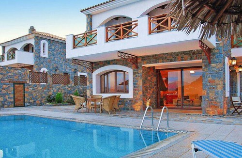 Prina House | 130 m² House ∙ 2 bedrooms ∙ 5 guests