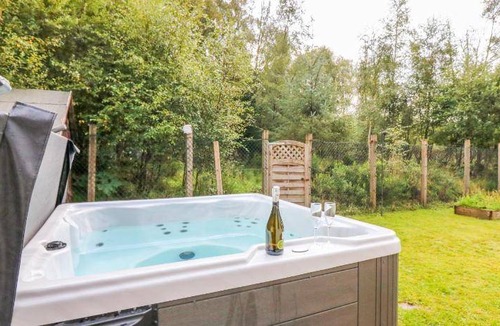 Roybridge House | 130 m² House ∙ 3 bedrooms ∙ 6 guests