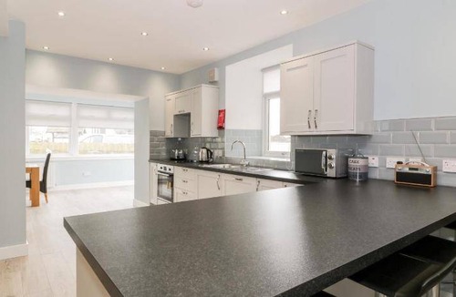 Maidens House | 130 m² House ∙ 3 bedrooms ∙ 6 guests