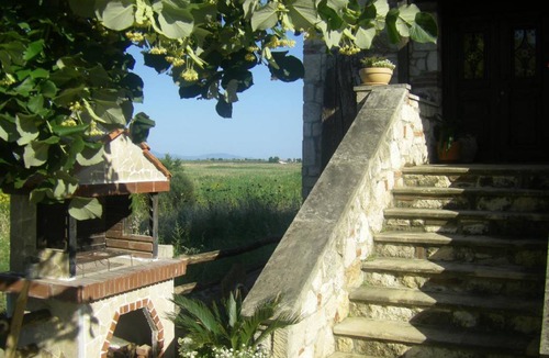 Ormilia House | 130 m² House ∙ 3 bedrooms ∙ 10 guests
