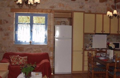 Ano Vasilikos House | 130 m² House ∙ 3 bedrooms ∙ 6 guests