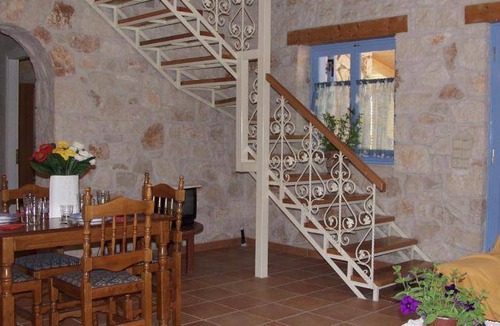 Ano Vasilikos House | 130 m² House ∙ 3 bedrooms ∙ 6 guests