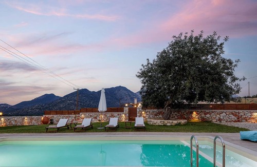 Melidoni House | 133 m² House ∙ 3 bedrooms ∙ 7 guests
