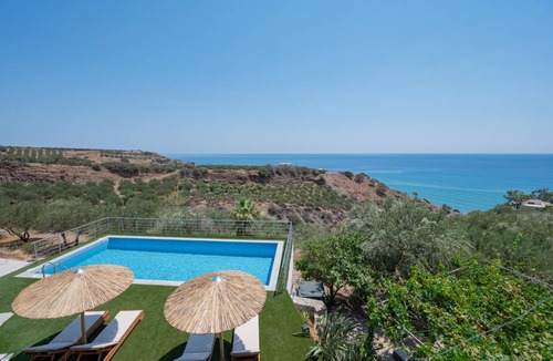 Keratokambos House | 134 m² House ∙ 3 bedrooms ∙ 8 guests