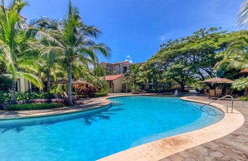Coco Condo | 135 m² Condo ∙ 3 bedrooms ∙ 6 guests