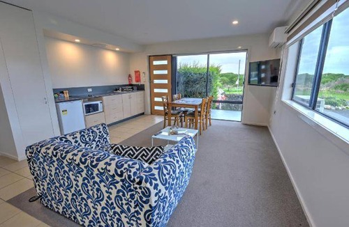 Bicheno Resort | 135 m² Resort ∙ 3 bedrooms ∙ 127 guests