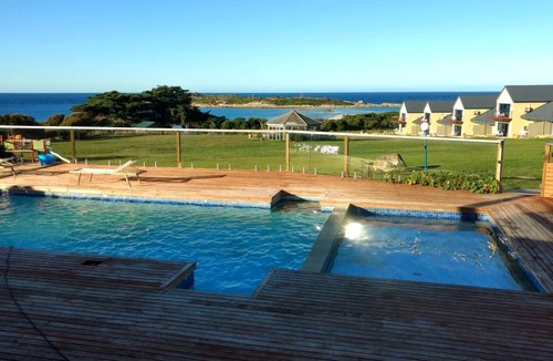 Bicheno Resort | 135 m² Resort ∙ 3 bedrooms ∙ 127 guests