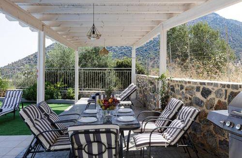Vlichada Villa | 135 m² Villa ∙ 3 bedrooms ∙ 7 guests