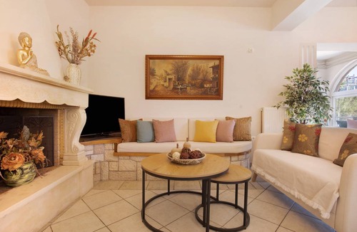 Alikanas Villa | 135 m² Villa ∙ 4 bedrooms ∙ 8 guests