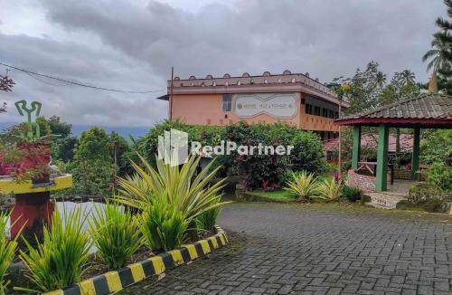 Tomohon Hotel | 14 m² Hotel ∙ 2 guests