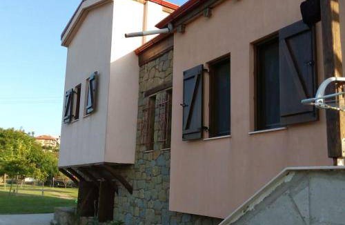 Nea Rodha House | 140 m² House ∙ 3 bedrooms ∙ 11 guests