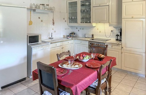 Karlovassi House | 140 m² House ∙ 3 bedrooms ∙ 6 guests