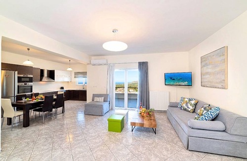 Katochori House | 140 m² House ∙ 4 bedrooms ∙ 12 guests