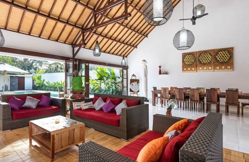 Melayang Villa | 1400 m² Villa ∙ 4 bedrooms ∙ 8 guests
