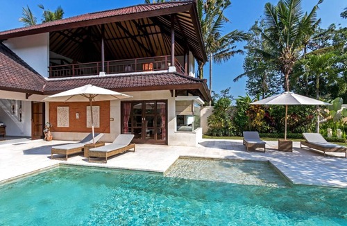 Melayang Villa | 1400 m² Villa ∙ 4 bedrooms ∙ 8 guests