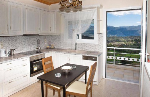 Paliki House | 142 m² House ∙ 3 bedrooms ∙ 6 guests