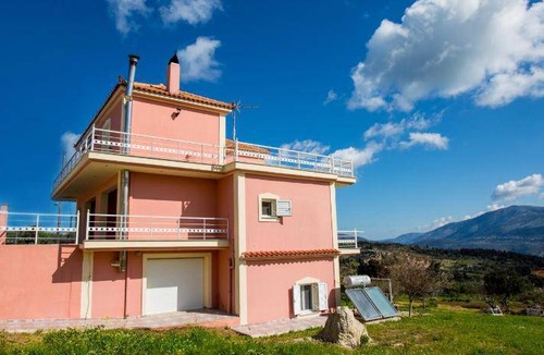 Paliki House | 142 m² House ∙ 3 bedrooms ∙ 6 guests