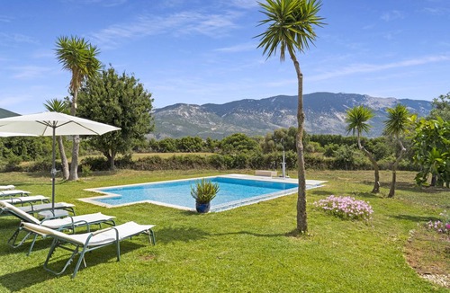 Spartia House | 146 m² Finca ∙ 3 bedrooms ∙ 6 guests