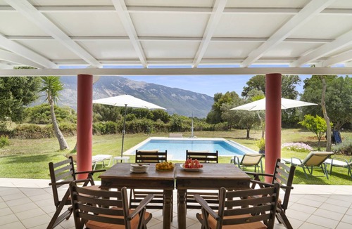 Spartia House | 146 m² Finca ∙ 3 bedrooms ∙ 6 guests