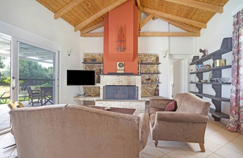 Spartia House | 146 m² Finca ∙ 3 bedrooms ∙ 6 guests