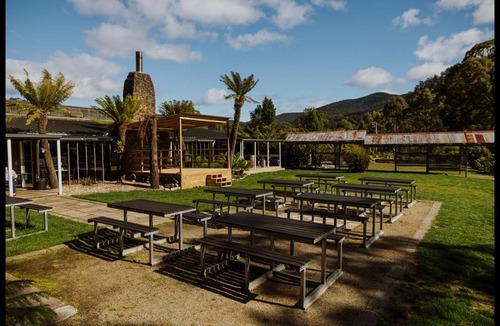 Tullah Hotel | 15 m² Motel ∙ 127 guests
