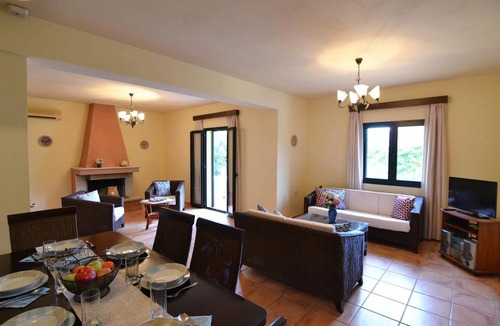 Pendamodi House | 150 m² House ∙ 3 bedrooms ∙ 6 guests