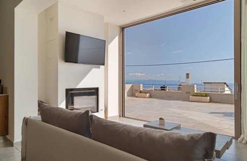 Vlachata Villa | 150 m² Villa ∙ 3 bedrooms ∙ 6 guests
