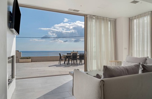 Vlachata Villa | 150 m² Villa ∙ 3 bedrooms ∙ 6 guests