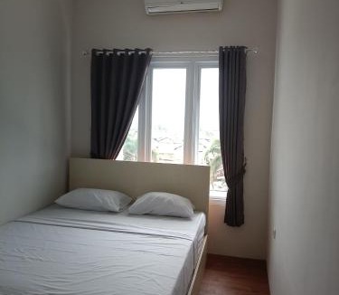 Cibaduyut Hostel | 158 Guest House Mitra RedDoorz
