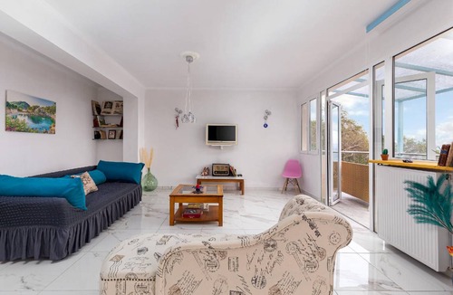 Benitses House | 160 m² House ∙ 3 bedrooms ∙ 7 guests