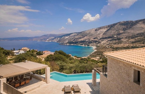 Zola Villa | 167 m² Villa ∙ 3 bedrooms ∙ 6 guests